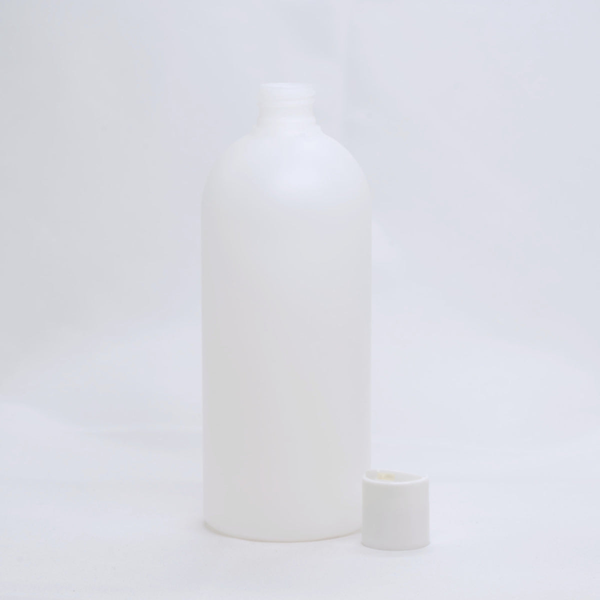 500 ml naturafarbene Rundflasche &quot;Basic Round&quot; (HDPE)